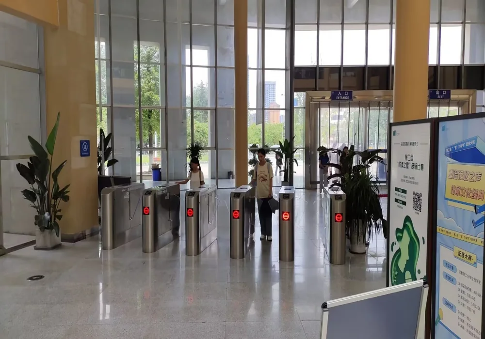 图书馆通道闸机